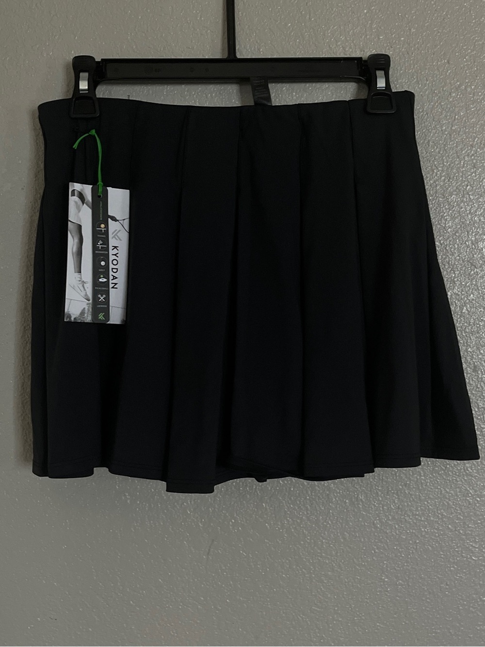 Kyodan Black Pleated Skater Skirt